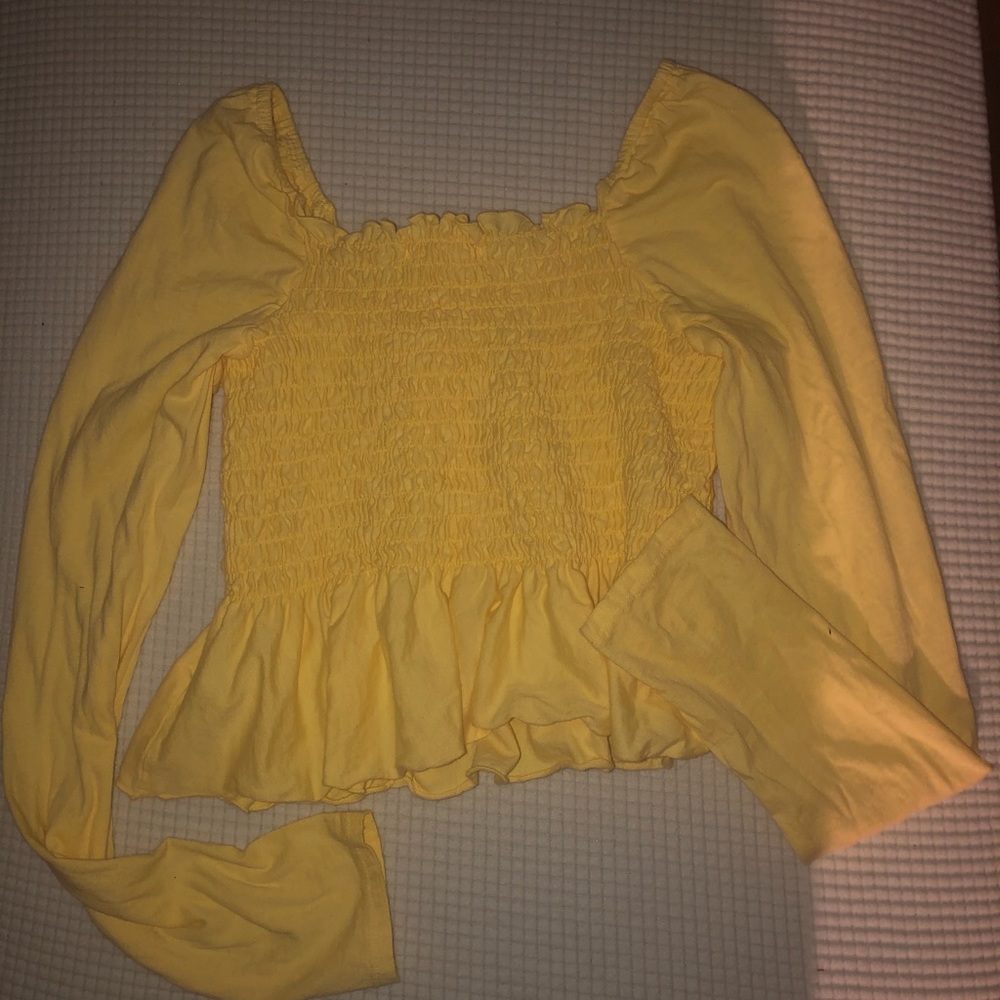 Yellow ruched long sleeve top - Picture 3 of 3